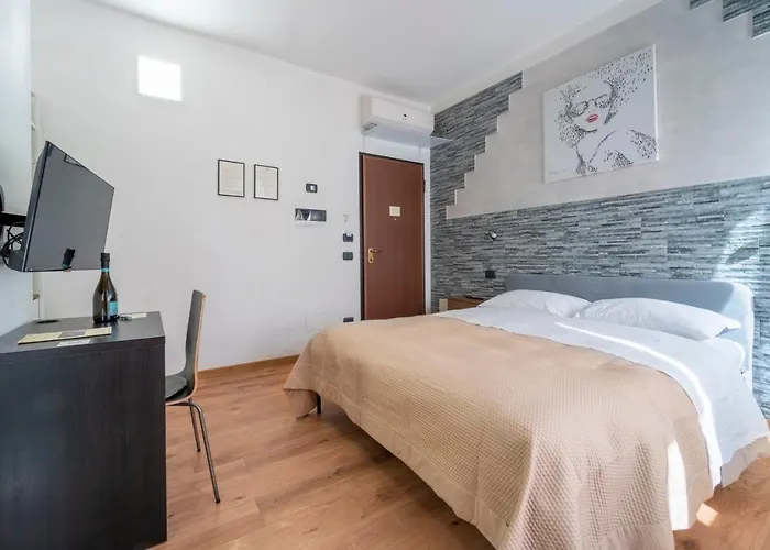 Aurelia 4*