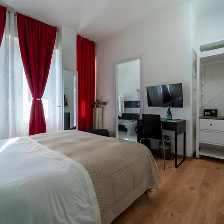 Aurelia Guest house